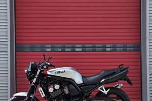 YAMAHA FZ6 Fazer Cafe Racer