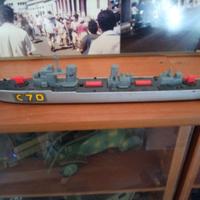 giocattolo anni 70 nave da guerra