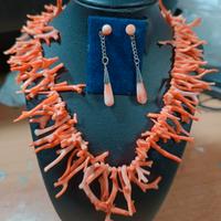 collana e orecchini in corallo 