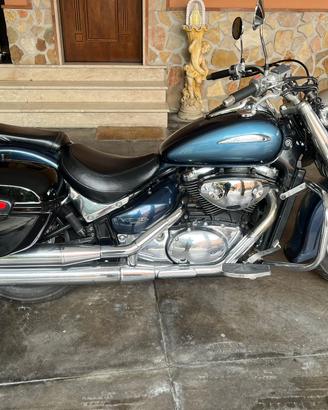 Suzuky Velusia 800