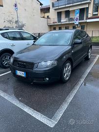 Audi A3 8p 2.0 tdi ambition
