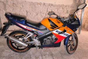 Moto Honda CBR 125cc Repsol