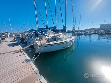 Cabinato a vela e motore