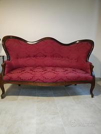 Divano metà '800 in noce in ordine