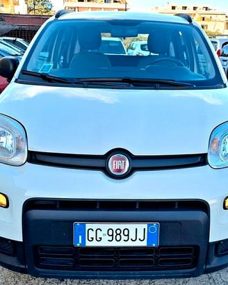 FIAT PANDA Hybrid Cross NEOPATENTATI