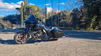 STRETT GLIDE 117 St - Harley Davidson