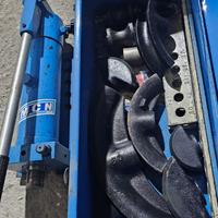 Curva tubi / piega tubi pneumatica manuale OMCN