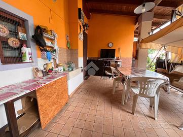 CASA DI CORTE A FLAIBANO