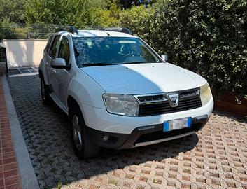 Dacia Duster 1.6 benzina 4x2  unico