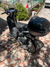 PIAGGIO SCARABEO 50  NERO MOTORINO