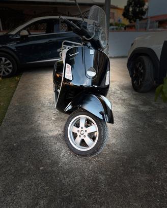 Vespa gts 250 ie anno 2006