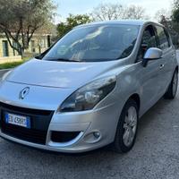 RENAULT SCANIC X-MODE