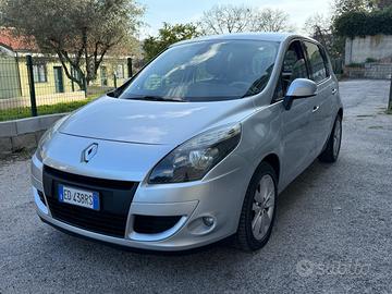 RENAULT SCANIC X-MODE