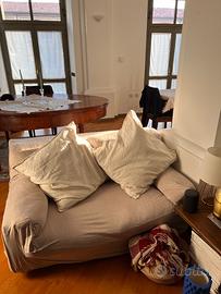 Divano letto rosso in tessuto