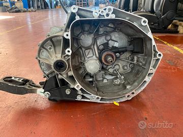 Cambio peugeot 308 HM05