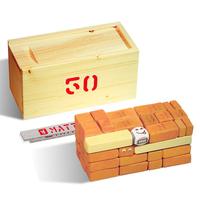 Gioco di costruzioni con mattoncini in terracotta