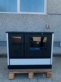 Cucina a legna con forno Hosseven 4020.
