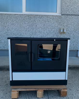 Cucina a legna con forno Hosseven 4020.