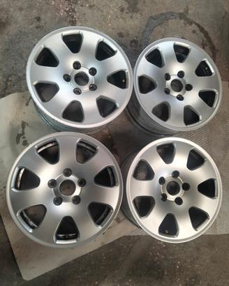 cerchioni 15 pollici audi A3 A4
