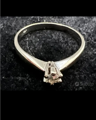 Anello vintage con diamante