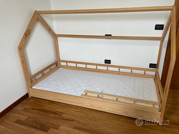 Letto casetta stile Montessori + materasso
