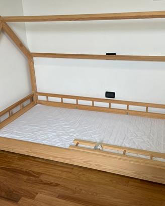 Letto casetta stile Montessori + materasso