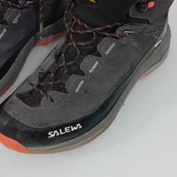 Scarponi da montagna invernali