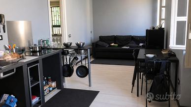 Sanità- Appartamento locato con terrazzo