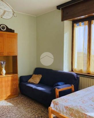 4 LOCALI A MALONNO