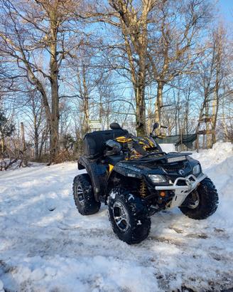 Quad can am 4x4 outlander 800