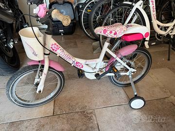 Bicicletta  bambina marca atala