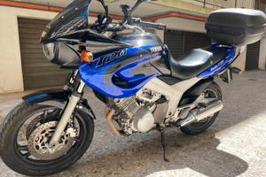 YAMAHA TDM 850