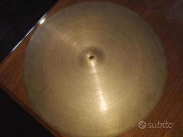 Ride Zildjian Avedis 20'' anni 60 mini cup.