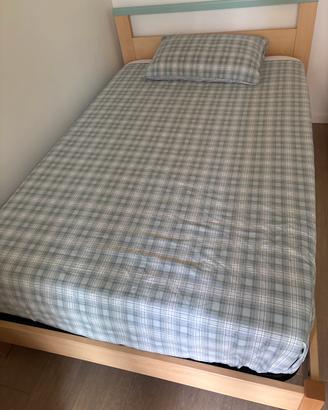 Letto e materasso memory 1 piazza e mezza