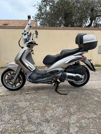 Piaggio Beverly 500