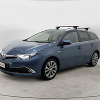 Toyota Auris Hybrid Active +