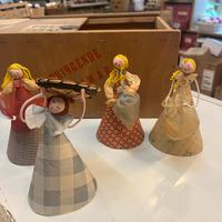 Antiche bambole in xartone