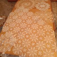 centrini fatti a mano