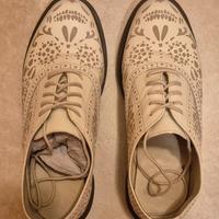 Dr Martens bianche