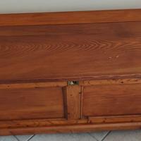 Cassapanca in legno