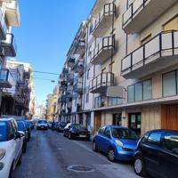 Commenda bivani con piccolo cortiletto interno