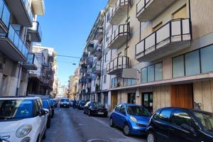 Commenda bivani con piccolo cortiletto interno