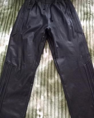 pantaloni sportive di pelle 