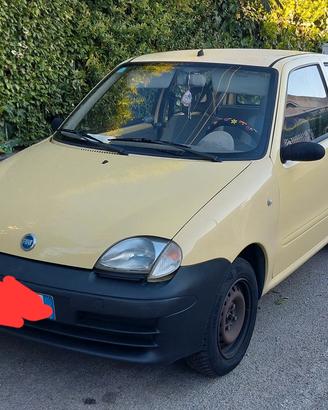 Fiat 600 2005