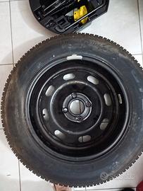 ruota di scorta e kit per cambio ruota