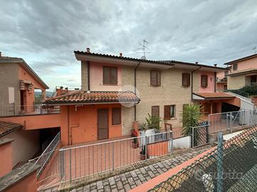 2 LOCALI A COLLI AL METAURO