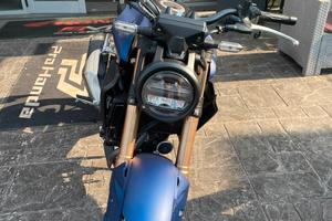 Honda CB 300 R