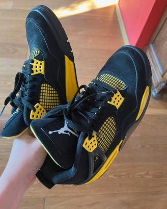 Air Jordan 4 Retro Yellow Thunder