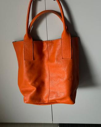 Borsa arancione in pelle