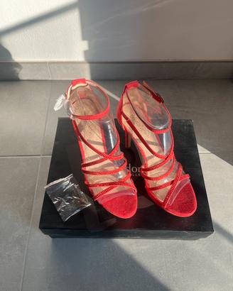 Scarpa con tacco Primadonna
